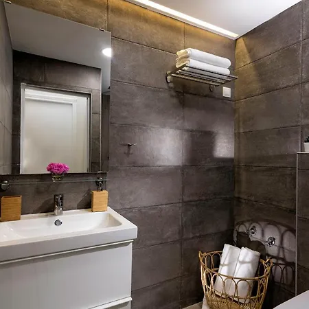 Stylish By Center Apartmán *